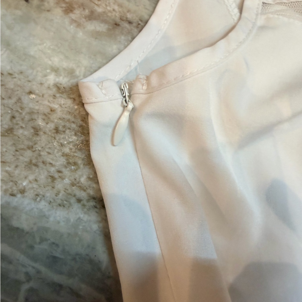 Face 2 Face White Sleeveless Mesh Yoke Dress XS NWT - Picture 8 of 11
